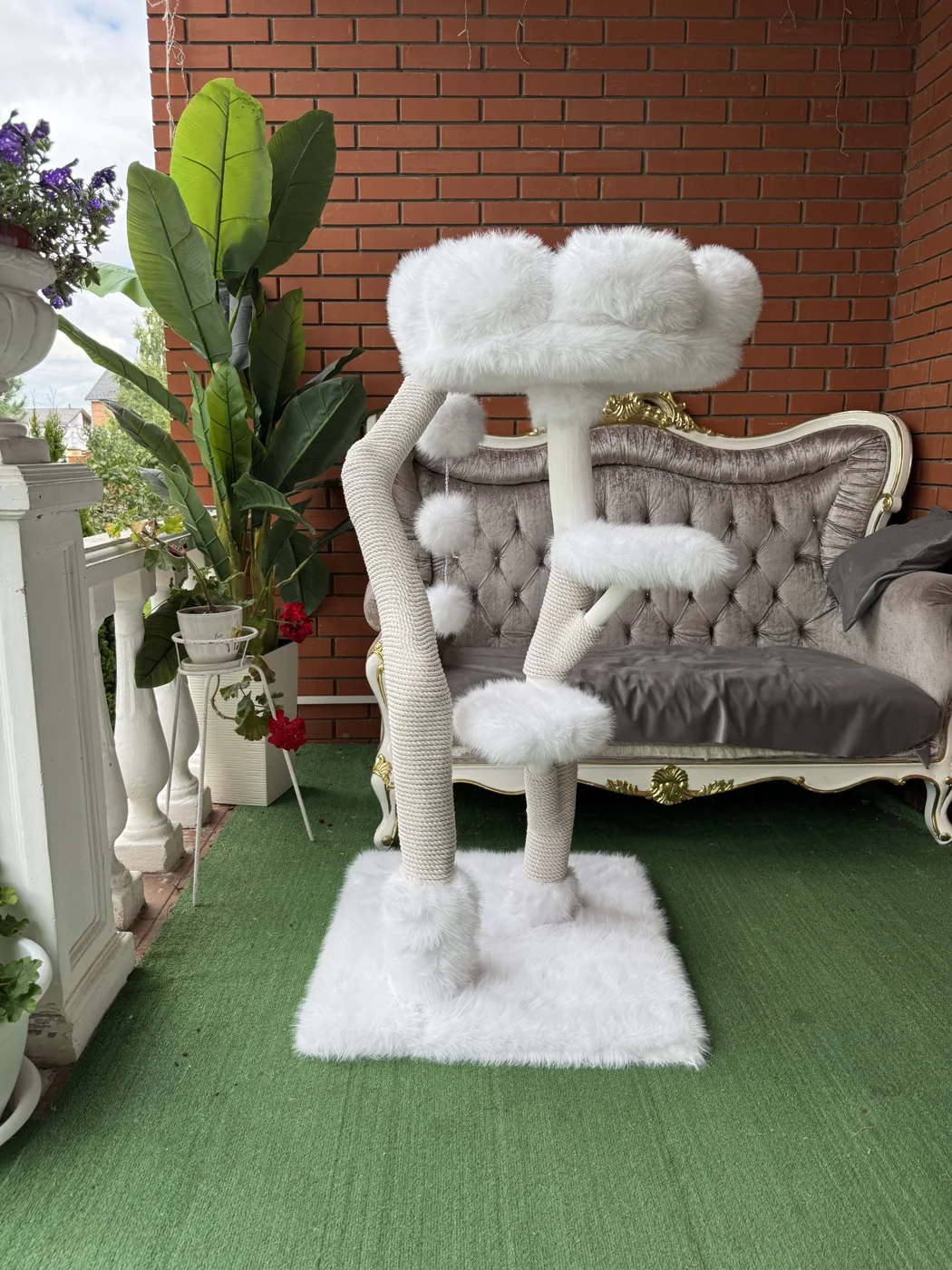 Когтеточка ручной работы Alien Cat из натурального дерева — фото 23