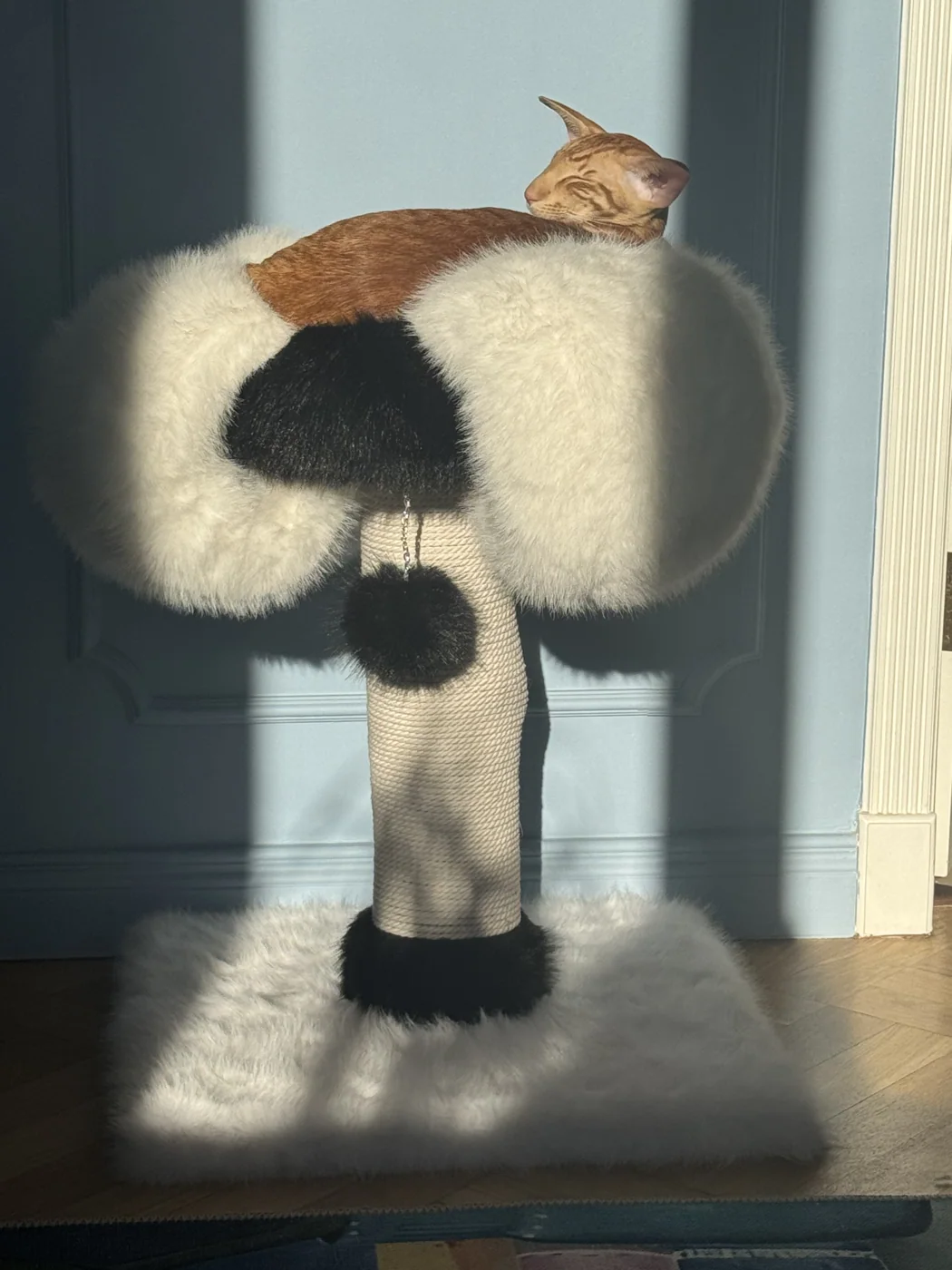 Кошка на когтеточке Alien Cat — фото 47